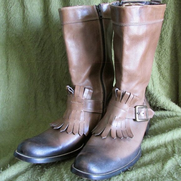 D Squared Leather Boots- size 43- Brown/Black tonal- worn once at fashion show main image 9